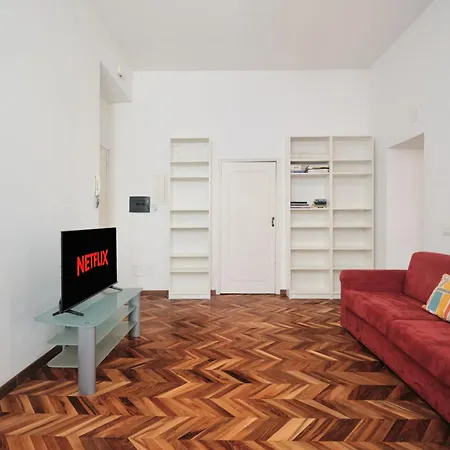 Apartamento 5 Minutes From The Colosseo - Free Wi-fi & Netflix *